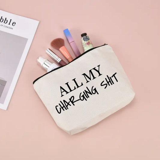 Make-uptasje 'All My Charging Shit